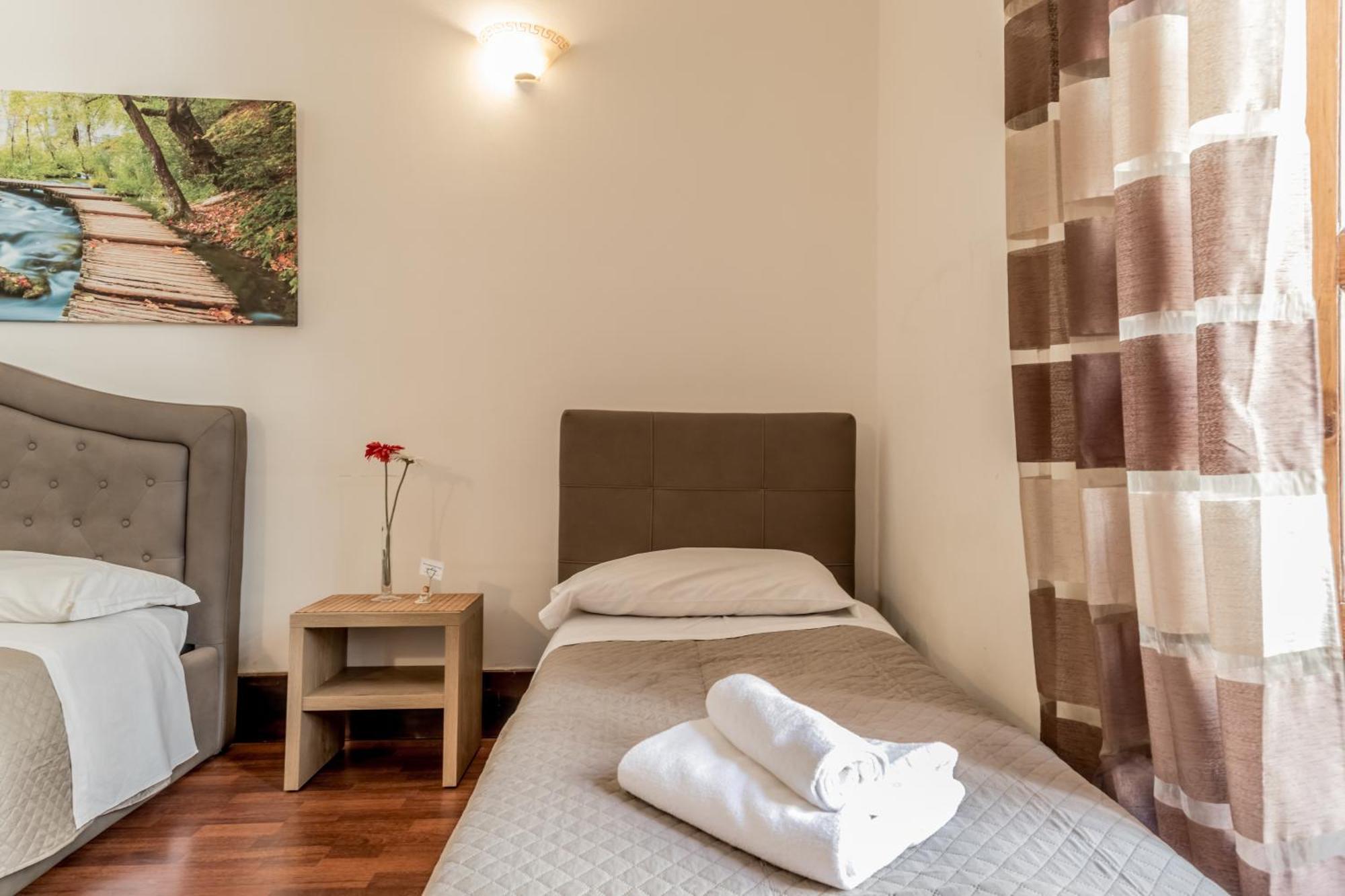Ariana Luxury Guest House 로마 외부 사진
